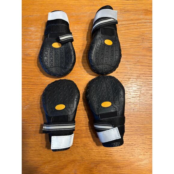 4pcs Anti-Slip Dog Boots Waterproof Pet Shoes for Large Dog Outdoor - Picture 2 of 3
